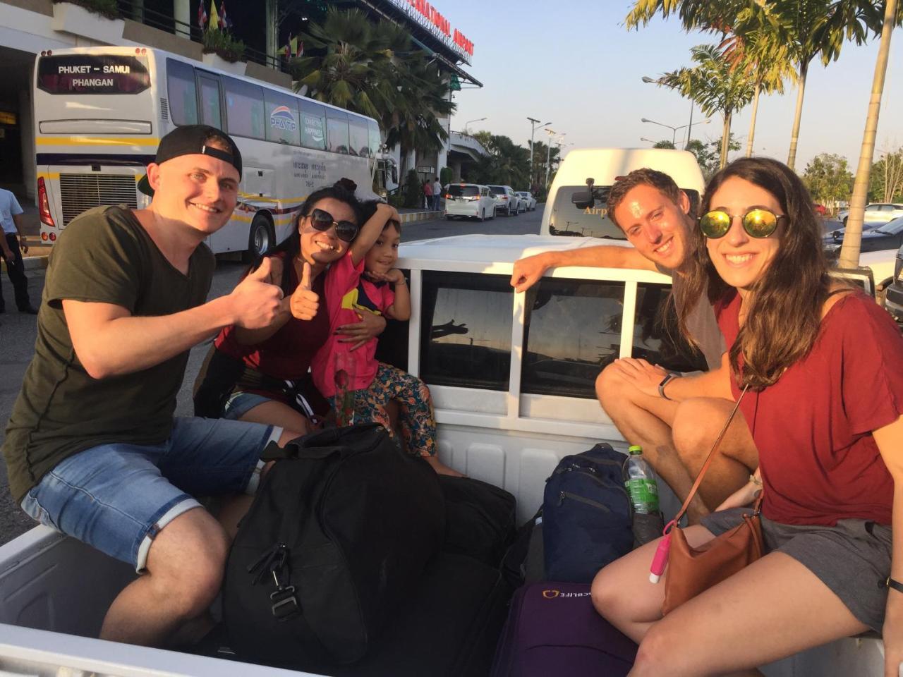 You In House Urt Surathani Airport Surat Thani Esterno foto
